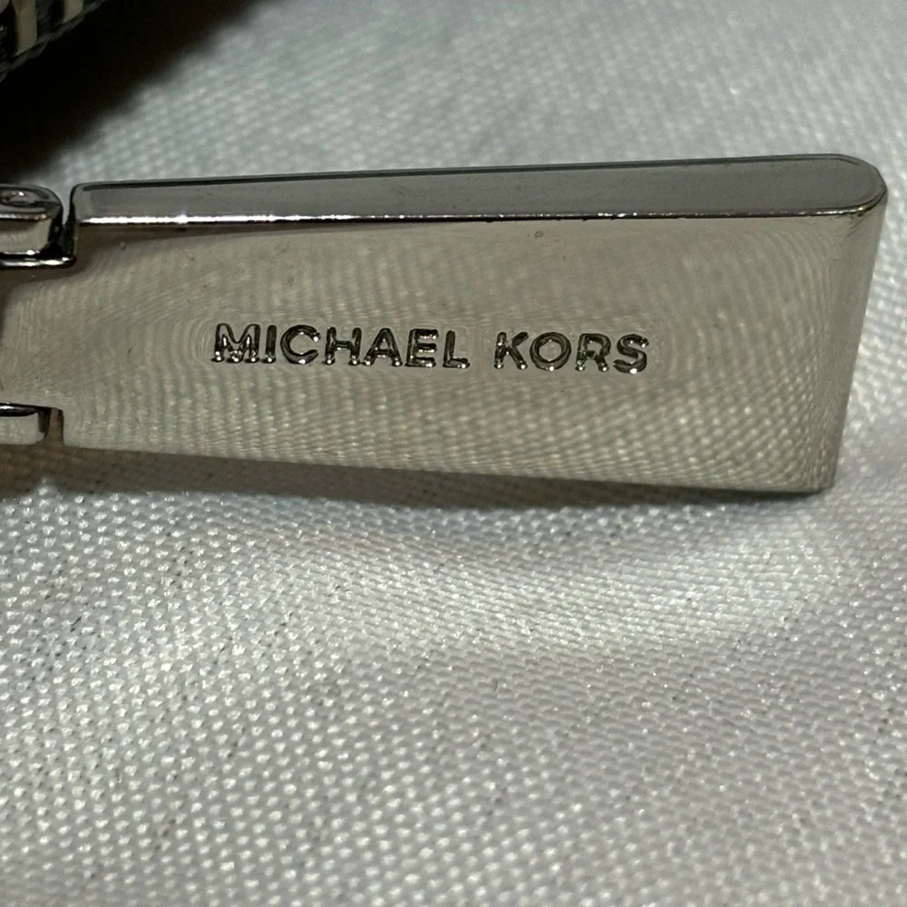 Michael Kors Mini Silver Metallic Pouchette Bag - Picture 10 of 15